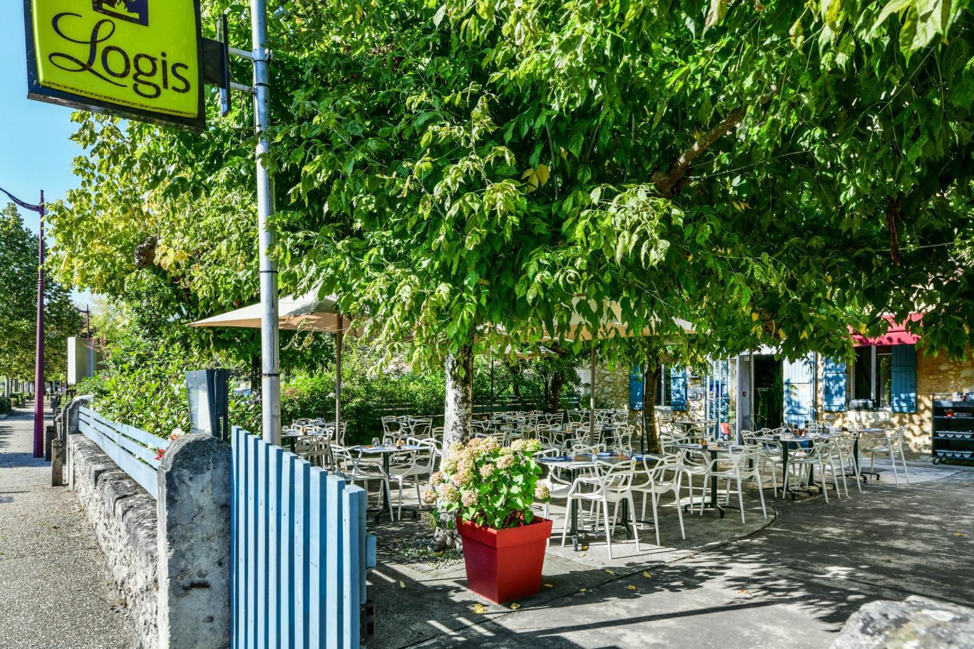 Logis Hotel & Restaurant Le Cadet De Gascogne Saint-Justin  Exterior foto