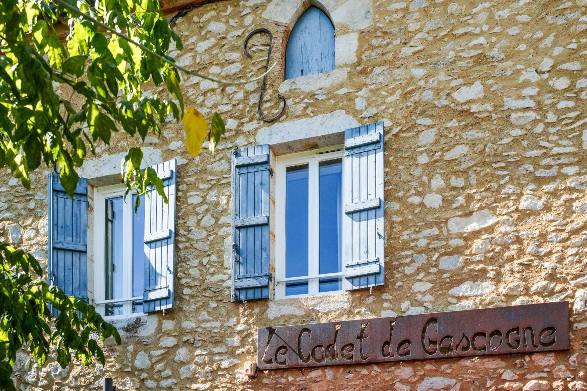 Logis Hotel & Restaurant Le Cadet De Gascogne Saint-Justin  Exterior foto